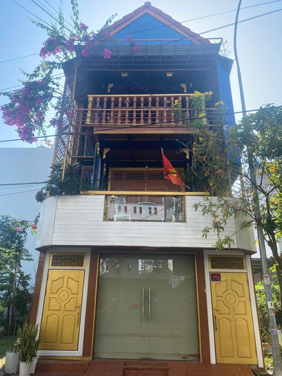 Вилла Biet Thu Go Wooden House Quy Nhon Canh Bien Экстерьер фото